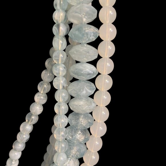 Layered Blue White Plastic Bead Necklace Multi Strand Retro Boho Statement Piece - Picture 3 of 6